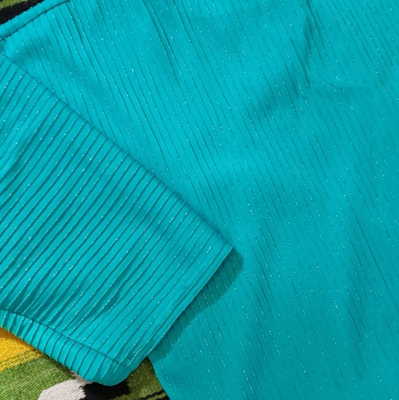 Vintage turquoise sparky top - Picture 2 of 6